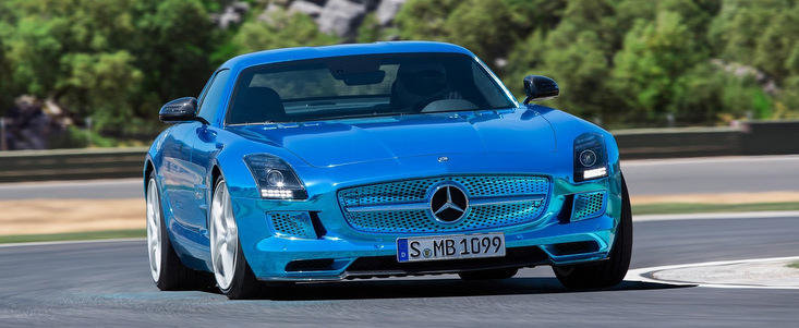 Mercedes SLS AMG Electric Drive face o vizita circuitului Ascari