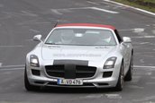 Mercedes SLS AMG Roadster surprins necamuflat