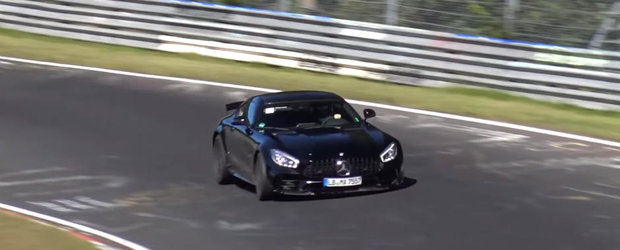 Mercedes-ul AMG GT R impins la limita pe Nurburgring Norschelife. Uite cum s-au inteles cei 585 de cai cu legendarul circuit