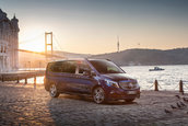 Mercedes V-Class de la OKCU Automotive