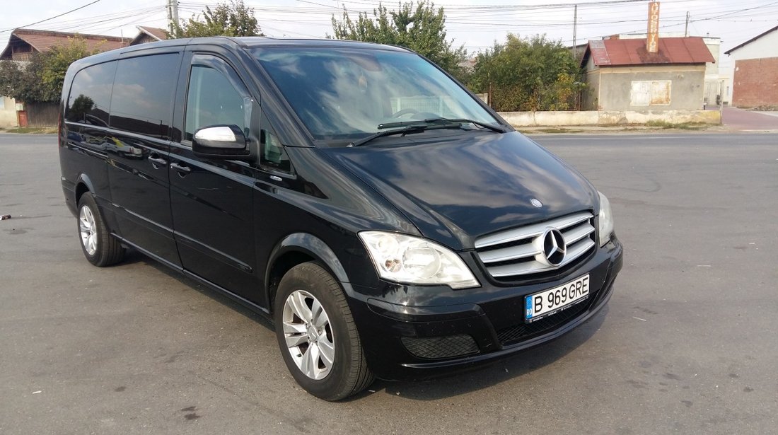 Mercedes Viano LONG 2011