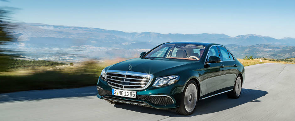 Mercedes vinde pe banda rulanta. Nemtii din nou in fata conationalilor de la BMW si Audi Mercedes vinde pe banda rulanta. Nemtii din nou in fata conationalilor de la BMW si Audi