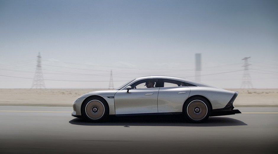 Mercedes Vision EQXX in teste