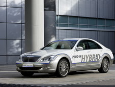 Mercedes Vision S500 Plug-in HYBRID vine la Frankfurt