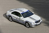 Mercedes Vision S500 Plug-in HYBRID vine la Frankfurt