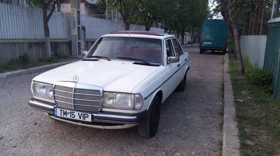 Mercedes W123 2.4d 1980