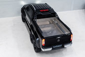 Mercedes X-Class cu sase roti