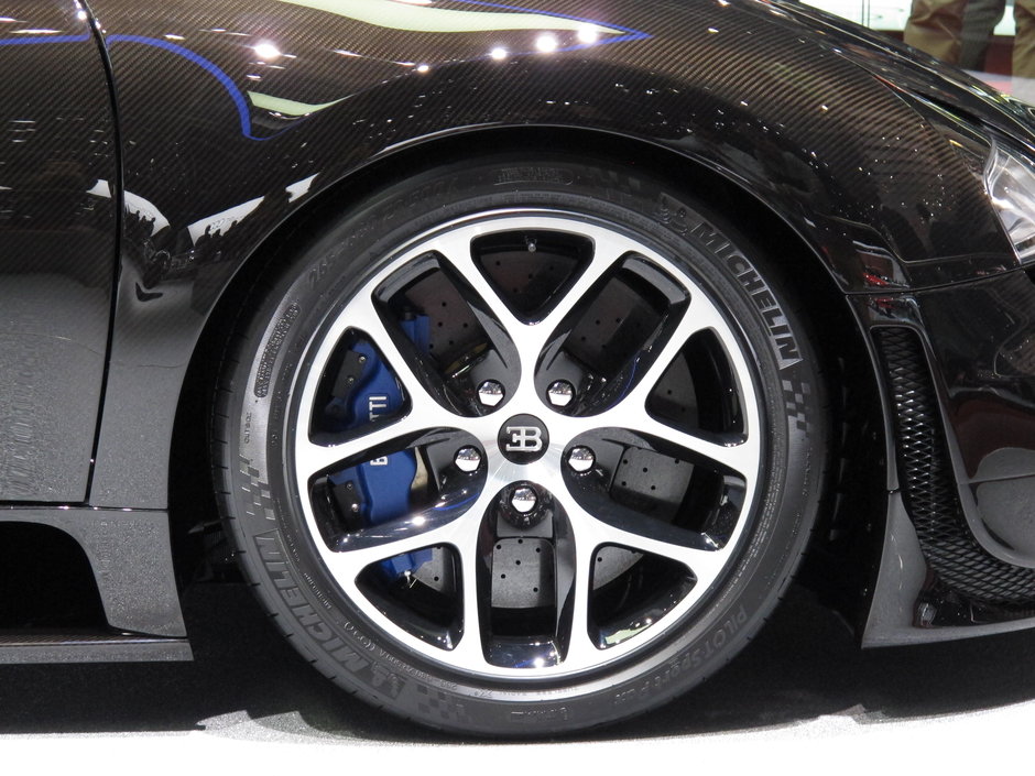 MICHELIN, alegerea hipercar-urilor de la Geneva Auto Show 2013