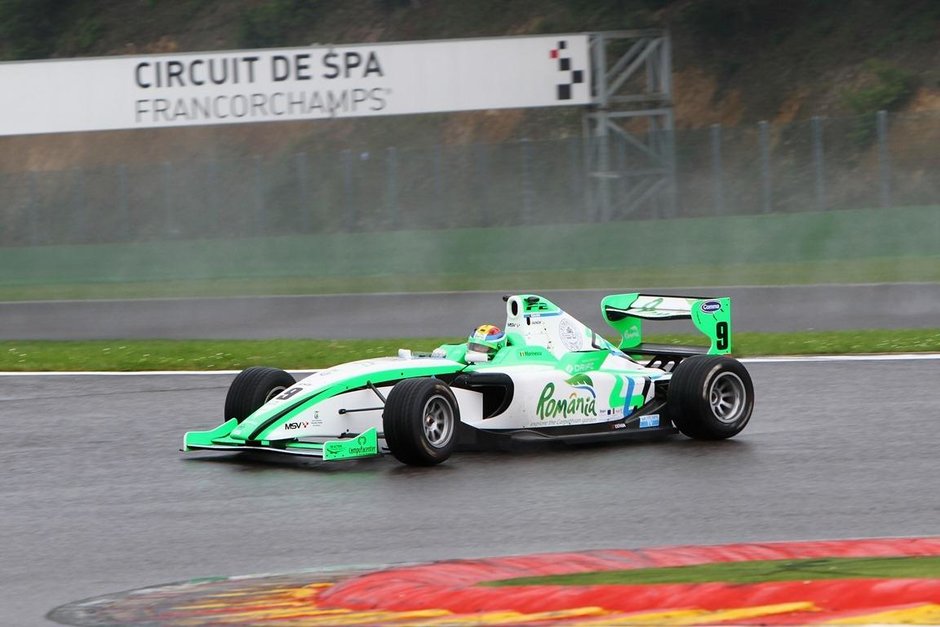 Mihai Marinescu, al patrulea in clasamentul Formulei 2 Mihai Marinescu, al patrulea in clasamentul Formulei 2