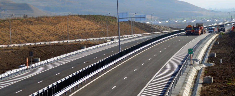 Milioane de Euro aruncate pe studii de fezabilitate la autostrazi fantoma Milioane de Euro aruncate pe studii de fezabilitate la autostrazi fantoma