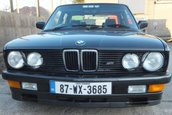 Mini-colectie de BMW-uri M5 scoasa la licitatie