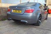 Mini-colectie de BMW-uri M5 scoasa la licitatie