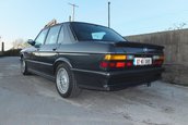 Mini-colectie de BMW-uri M5 scoasa la licitatie
