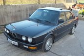 Mini-colectie de BMW-uri M5 scoasa la licitatie