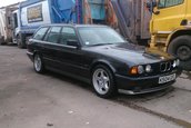 Mini-colectie de BMW-uri M5 scoasa la licitatie