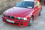 Mini-colectie de BMW-uri M5 scoasa la licitatie