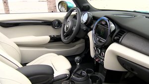 MINI Cooper Convertible - Design Interior