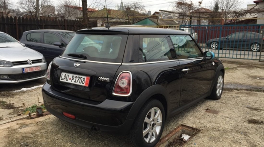 Mini Cooper R56 2009