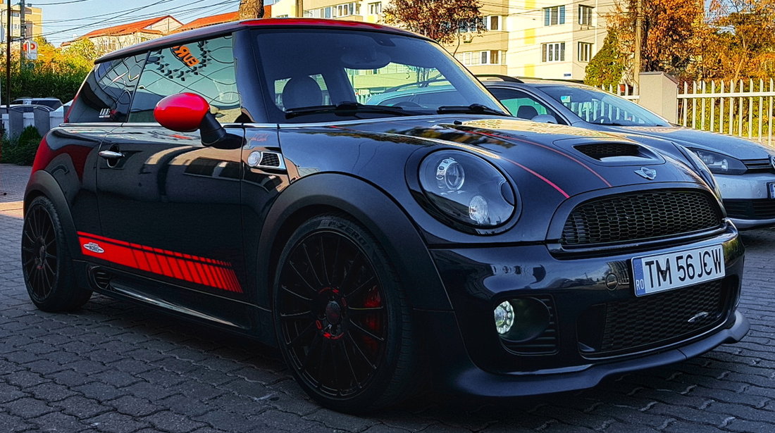 Mini Cooper S John Cooper Works 1.6 turbo "Challenge Edition" (256 CP) 2008