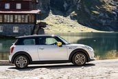 MINI Cooper SE pe Transfagarasan