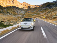 MINI Cooper SE pe Transfagarasan