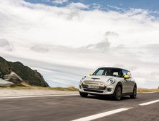 MINI Cooper SE pe Transfagarasan