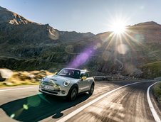 MINI Cooper SE pe Transfagarasan