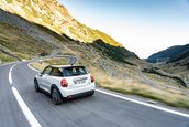 MINI Cooper SE pe Transfagarasan