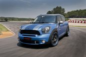 MINI Countryman S by Romeo Ferraris