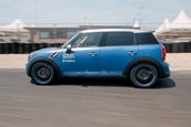 MINI Countryman S by Romeo Ferraris