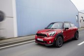 MINI Countryman si MINI Paceman