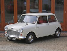 Mini cu 271 mile de vanzare