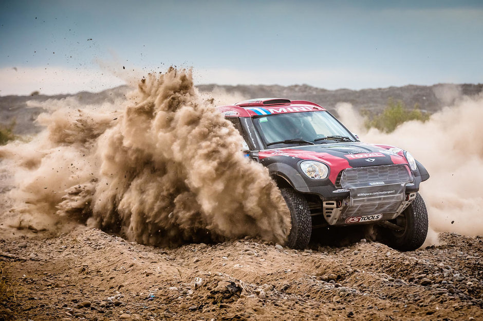 MINI isi pastreaza prima pozitie in Raliul Dakar 2015