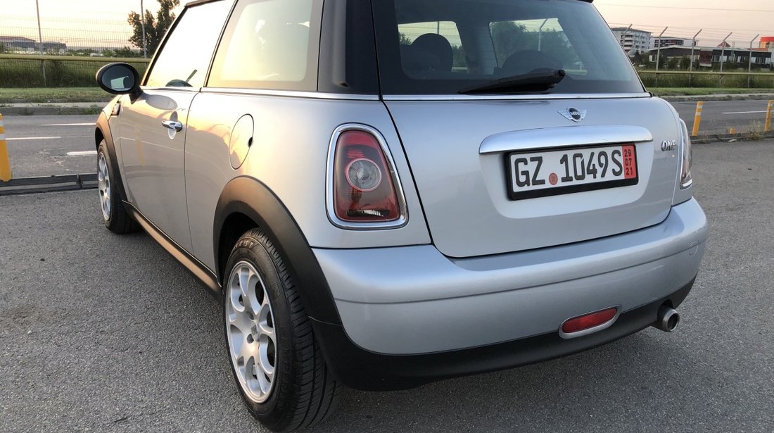 Mini ONE MINI COOPER / ONE FACELIFT 2009 1.4 Benzina/Parbriz incalzit/START-STOP/Scaune incalzite/Stopuri+semnale albe…RECENT ADUS DIN GERMANIA! 2009