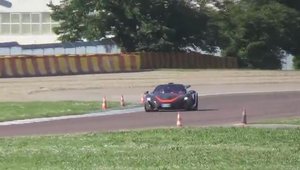 Misterul sfarsitului de saptamana: Oare ce cauta un McLaren P1 la Fiorano?