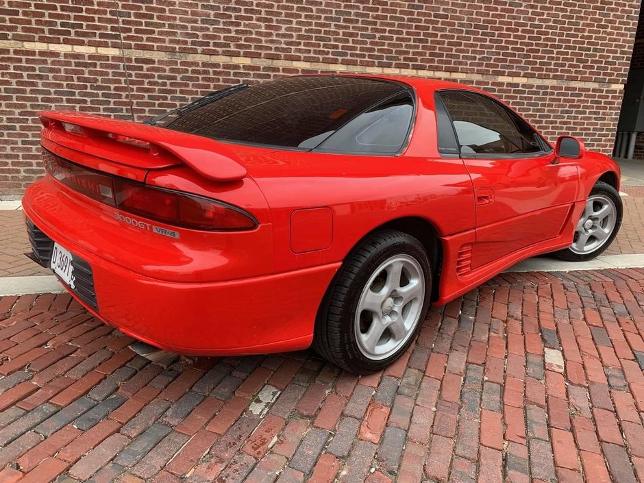 Mitsubishi 3000GT VR4 cu 735.000 de kilometri in bord