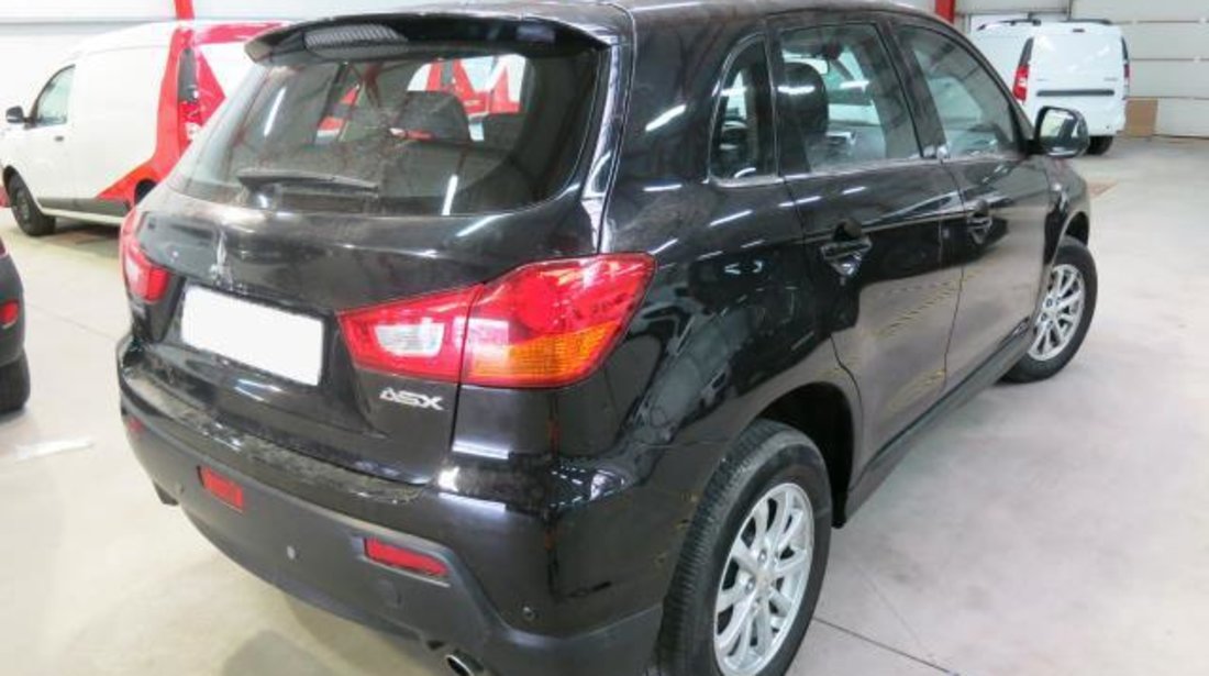 Mitsubishi ASX 1.8 DI-D 150 CP M/T 2WD Invite 2012