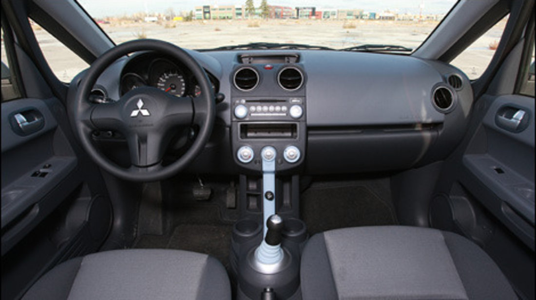 Mitsubishi Colt 1.1 2010