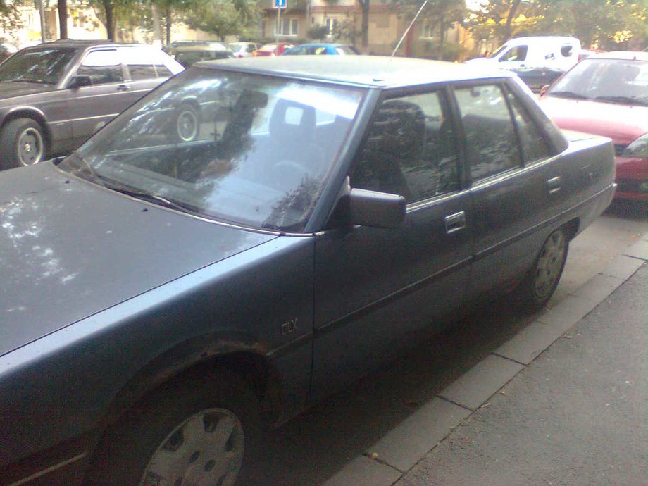 Mitsubishi Galant E14