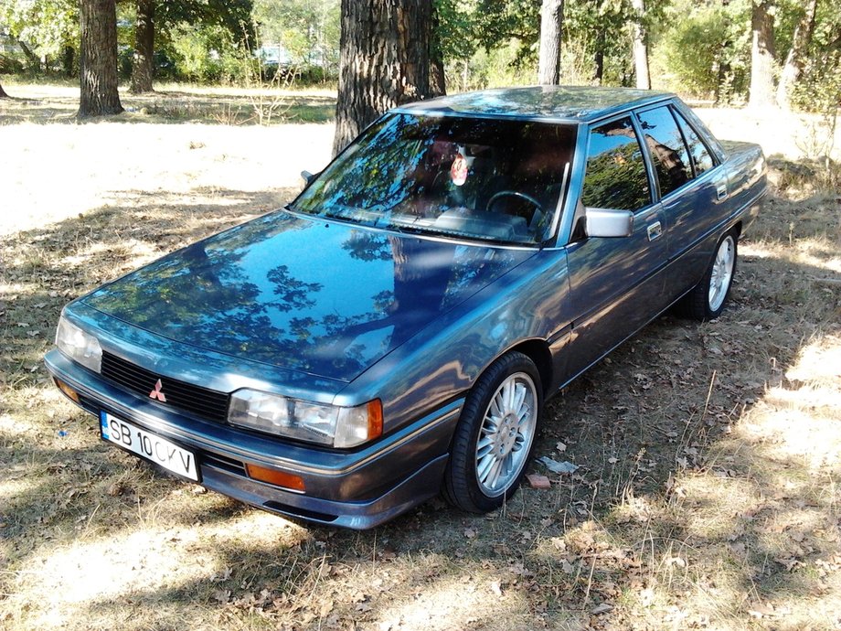 Mitsubishi Galant E14