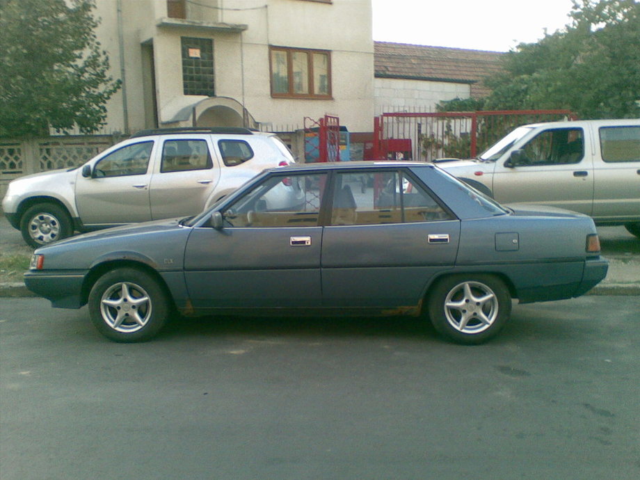 Mitsubishi Galant E14