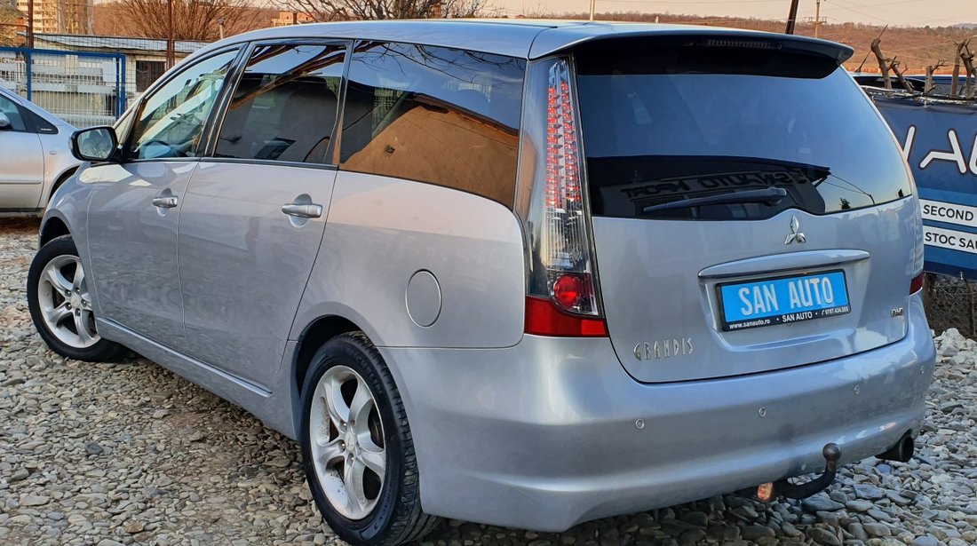 Mitsubishi Grandis 2.0 Di-D 2005