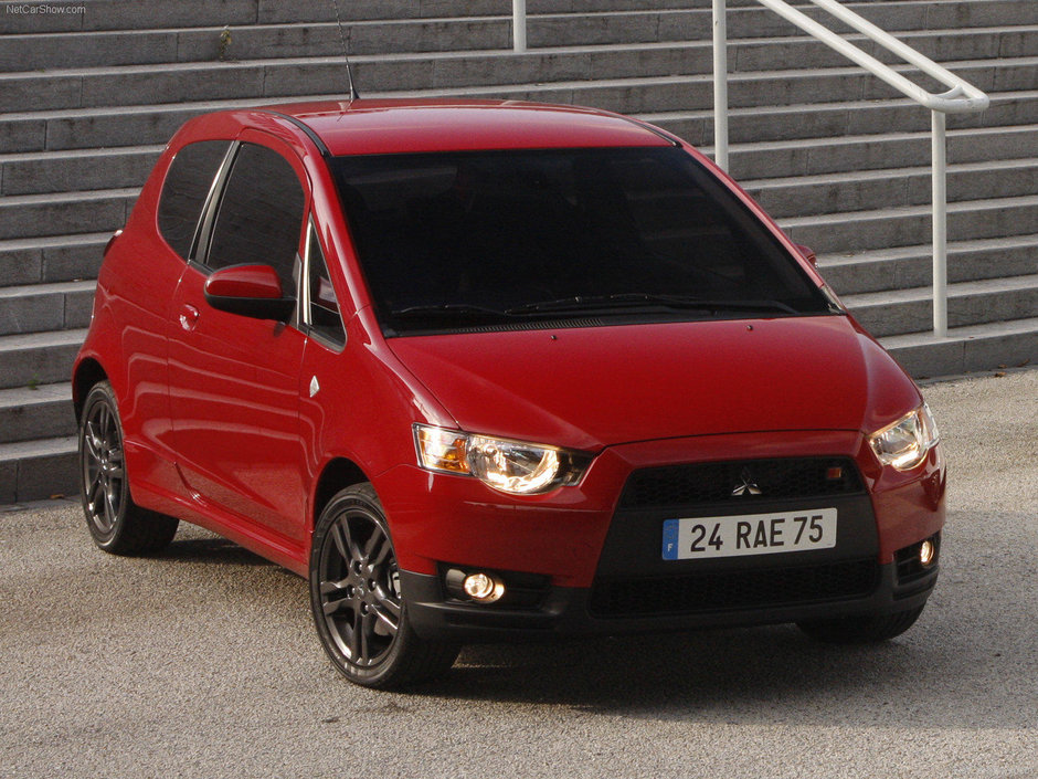 Mitsubishi isi retrage productia din Europa Mitsubishi isi retrage productia din Europa