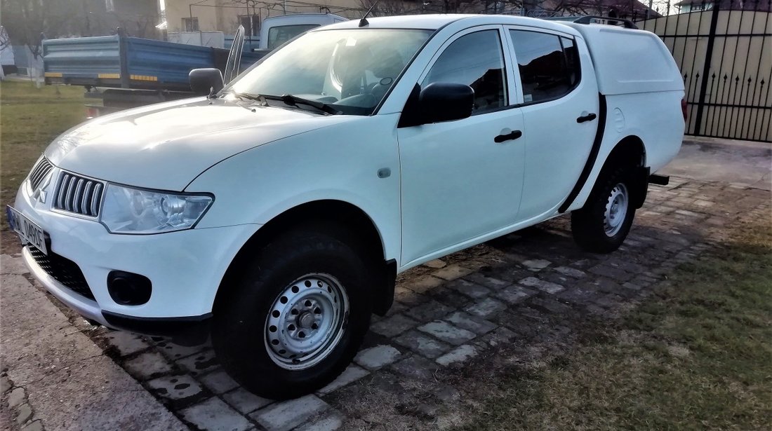 Mitsubishi L200 2.5 D 2012