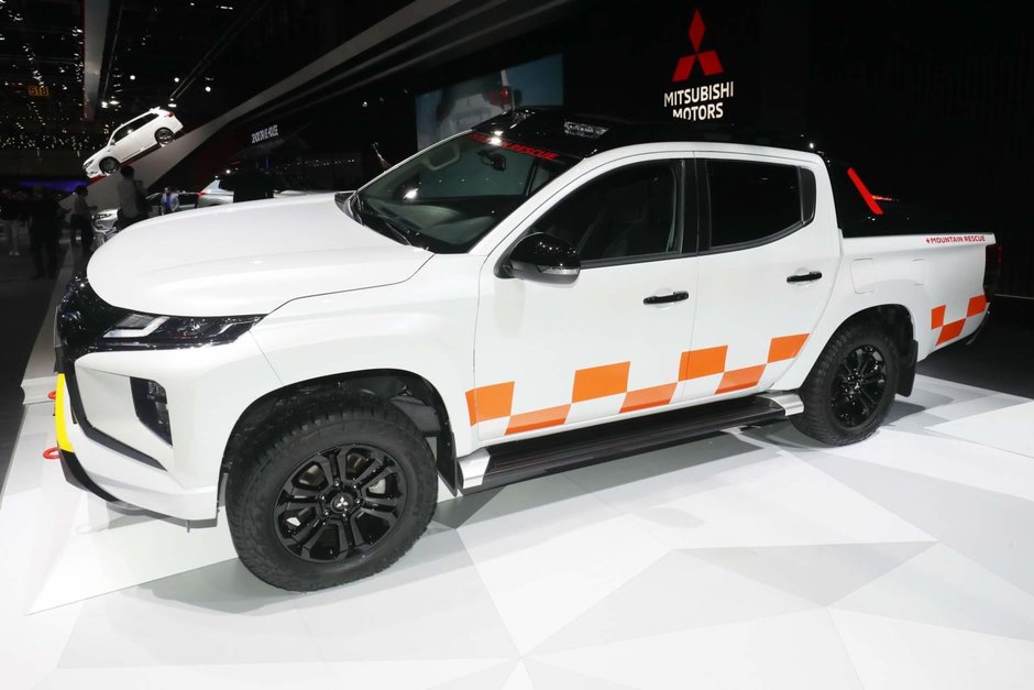 Mitsubishi L200 facelift la Geneva