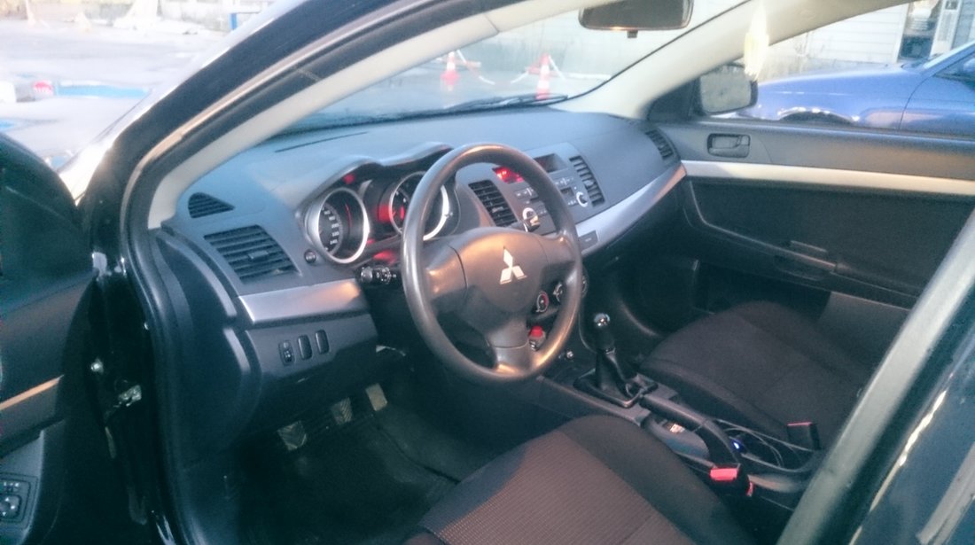 Mitsubishi Lancer 1.5 2009