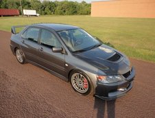 Mitsubishi Lancer EVO cu 488 CP la roti