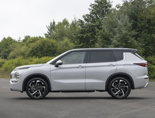 Mitsubishi Outlander PHEV - Galerie foto