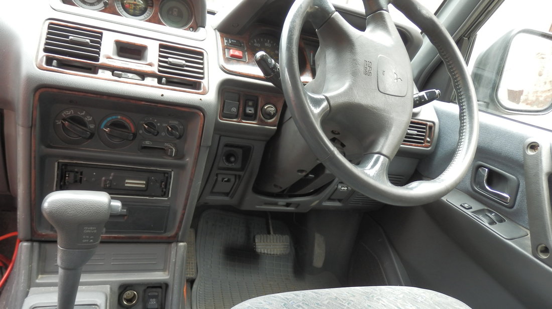 Mitsubishi Pajero 3.0i GLS 1998