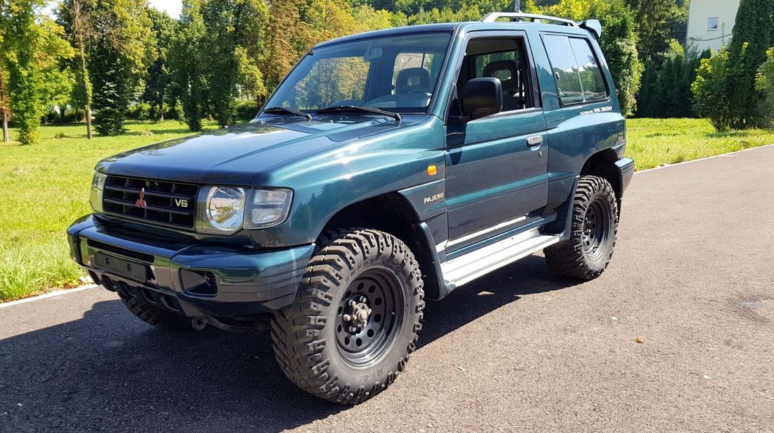 Mitsubishi Pajero Autoutilitara 3.0 24V AC Automat doua blocante 1999